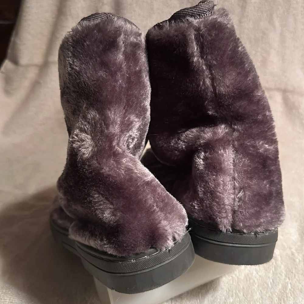 Gray fuzzy slipper boots XL/W 11 NWOT Unbranded - Picture 6 of 7